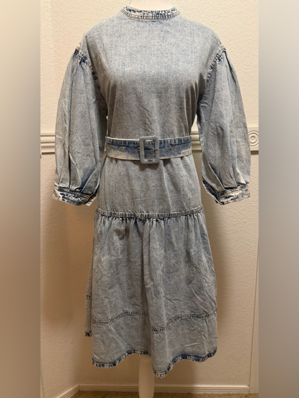 Front Row by Sara & Goldy Boho Denim Belted Midi Dress – Tiered | Puff Sleeve - Picture 8 of 12